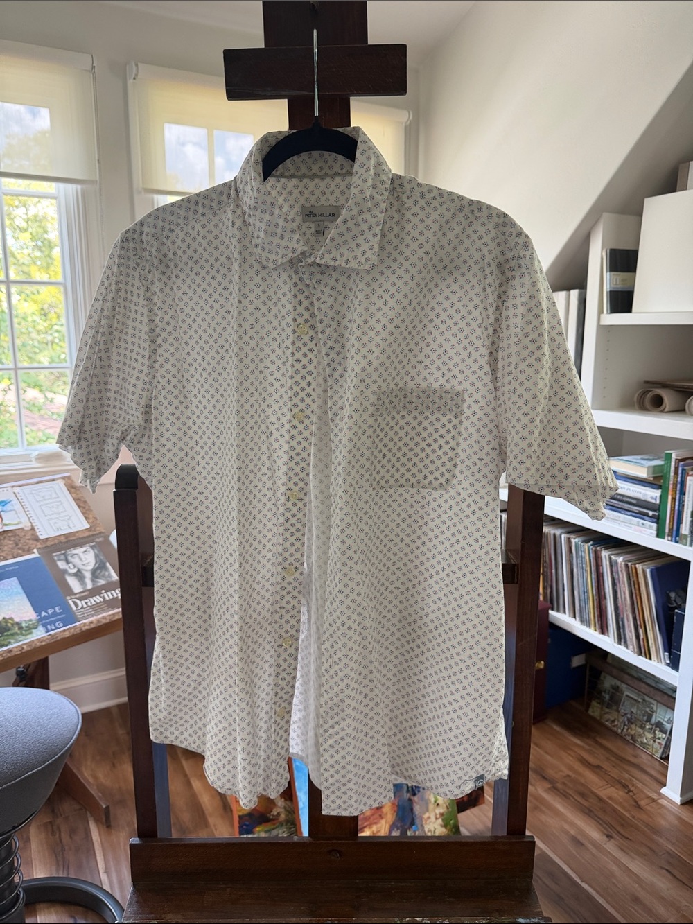 Peter Millar White Short-Sleeve Button-Down Shirt with Subtle Blue Print